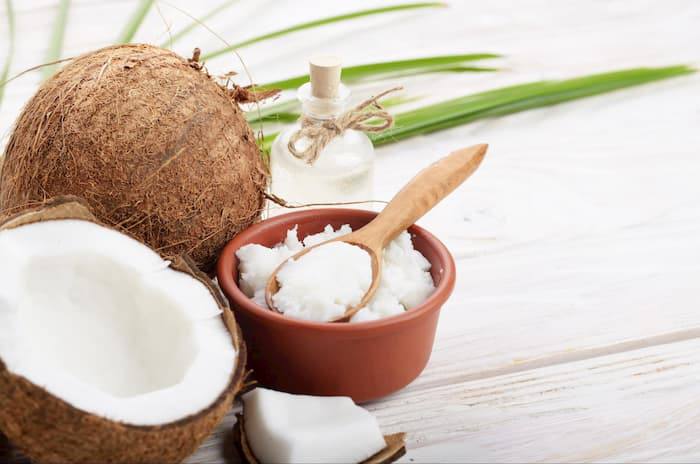 Aceite de coco: beneficios para la piel, el cabello y la digestión